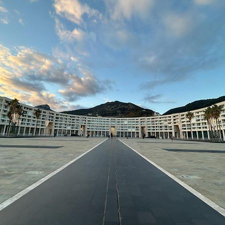 A Casa Di Roberta Apartment ซาแลร์โน ภายนอก รูปภาพ